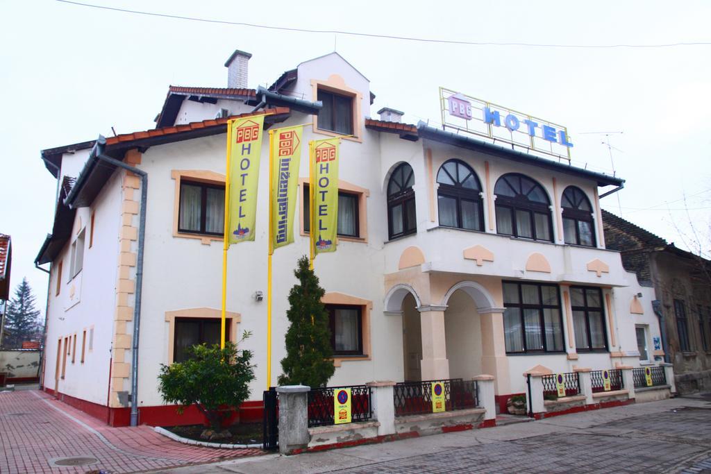 Garni Hotel Pbg スボティツァ エクステリア 写真